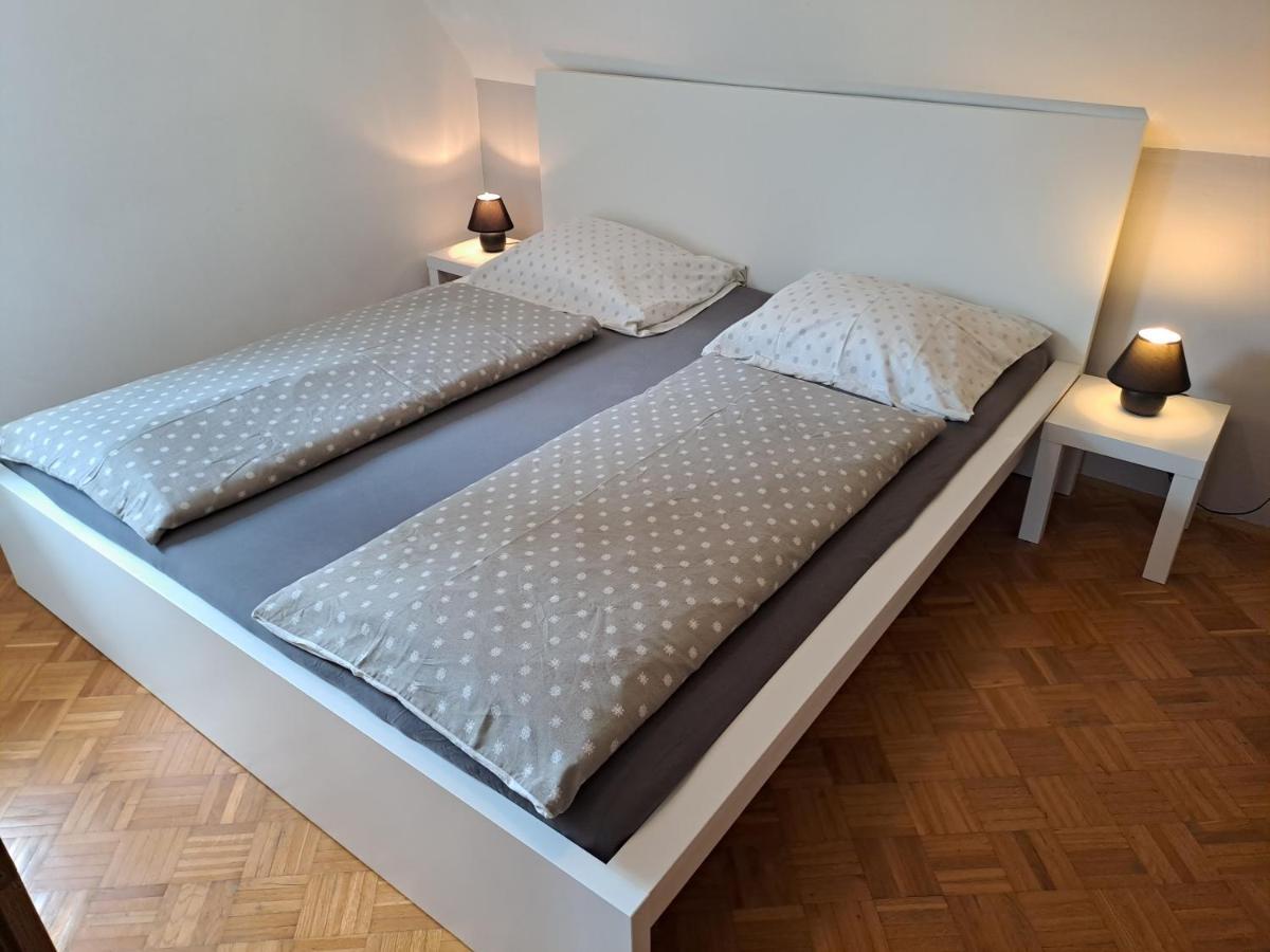 Apartments In Green House 보베츠 외부 사진