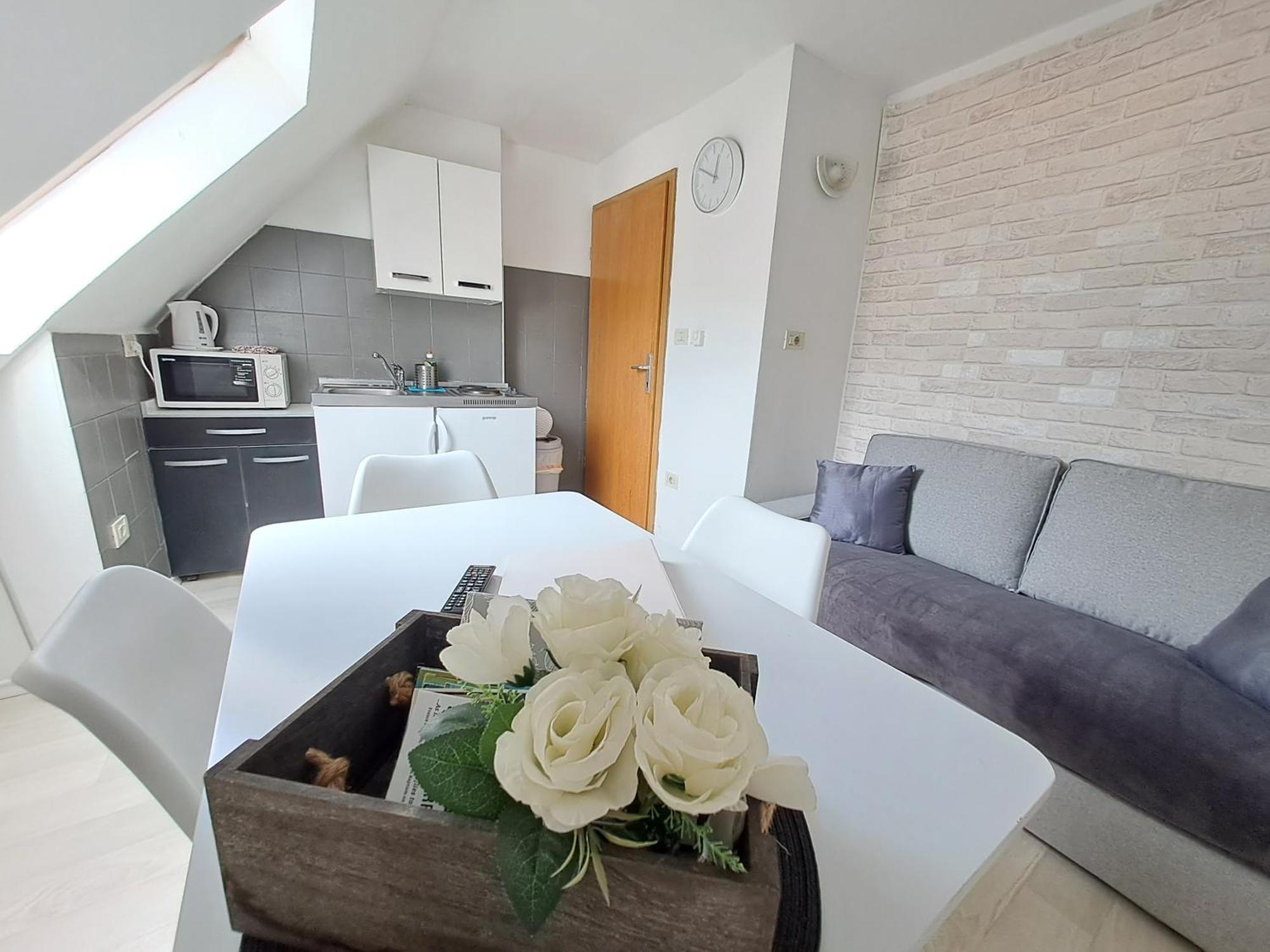 Apartments In Green House 보베츠 외부 사진